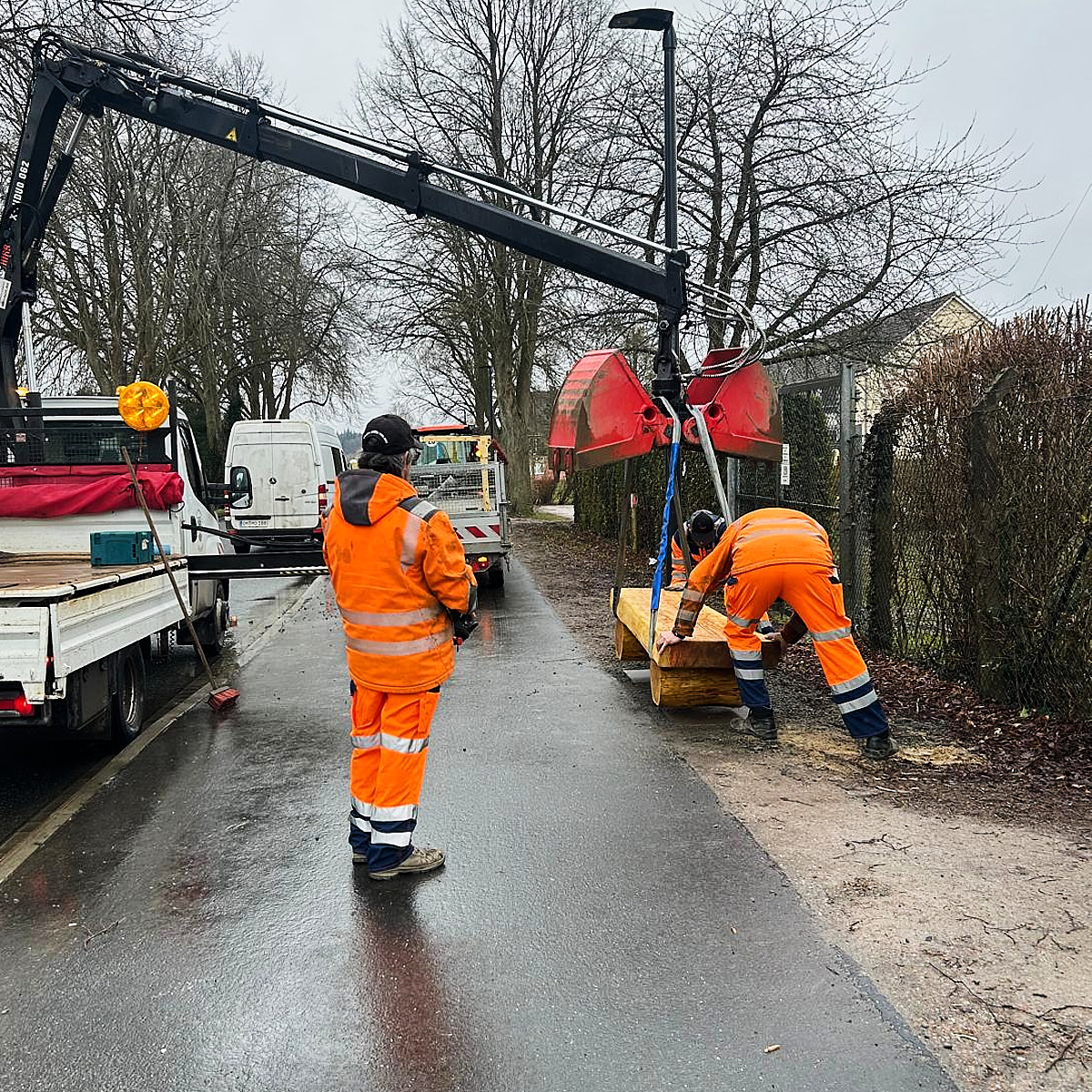 bank 05 1 Facebook SM Square